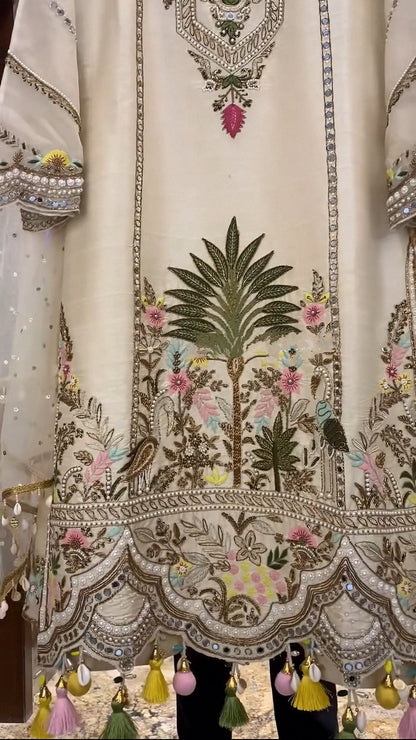Maharani Ivory Embroidered Kurta Set with Tassel Dupatta | Gulaal Jaipur